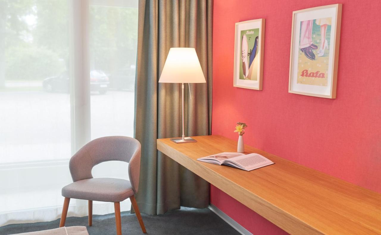 Bata Club Haus Hotel Mohlin Bagian luar foto